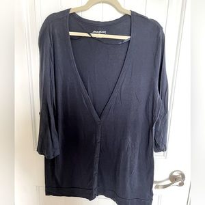 Eddie Bauer Lightweight V Neck Cardigan